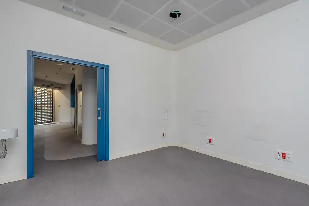 Local commercial à vendre à C/ Polvoranca, imagen 7