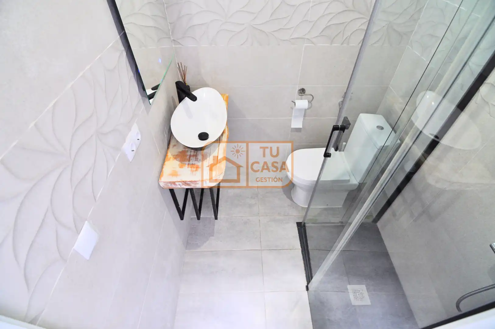 Bathroom of Detached homes for rent in Cáceres  with Air Conditioner, Heating and Furnished