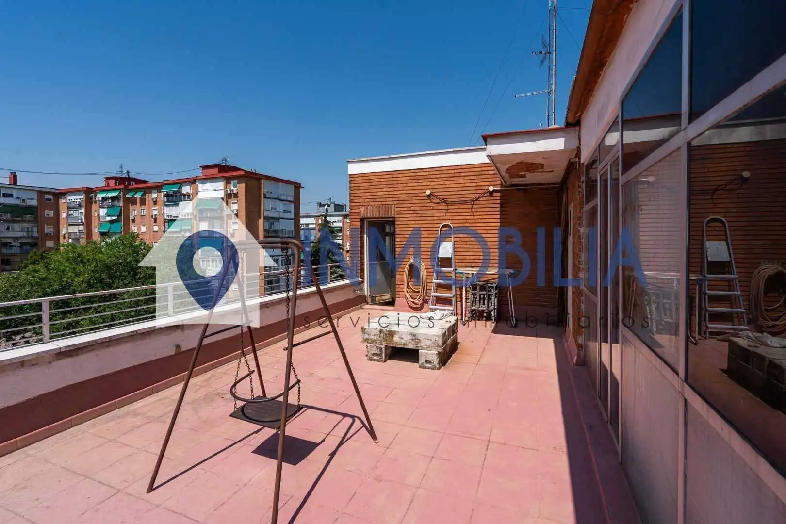 Terraza de Ático en venta en Madrid con Calefacción y Terraza