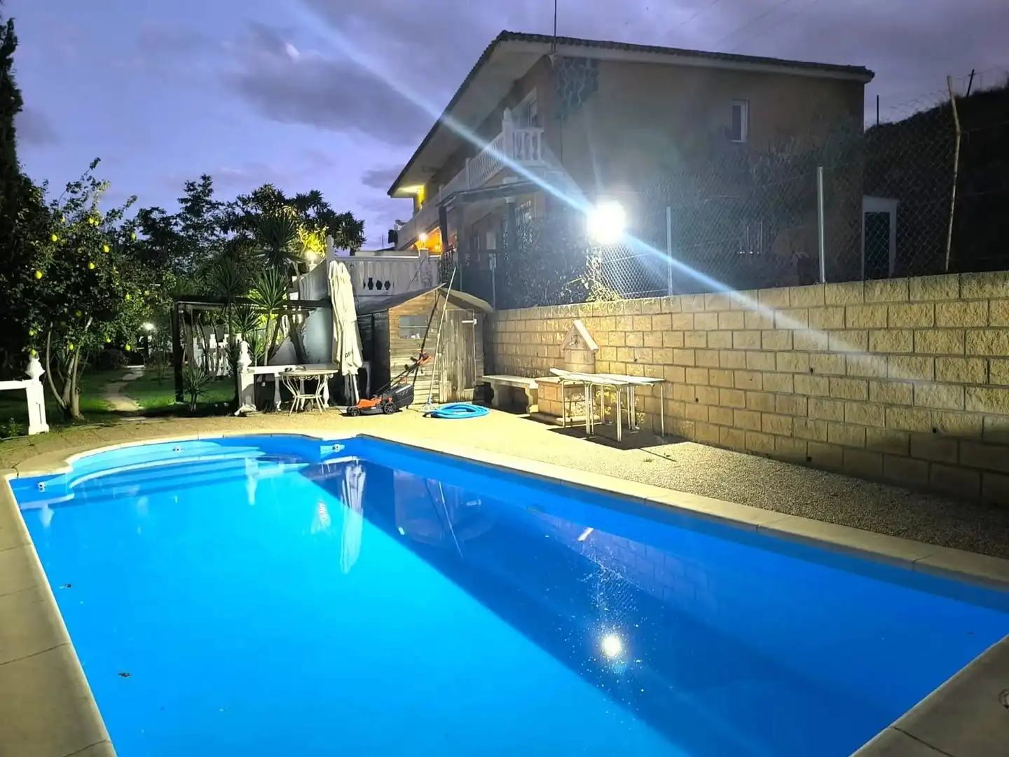 House with pool for sale in Padul