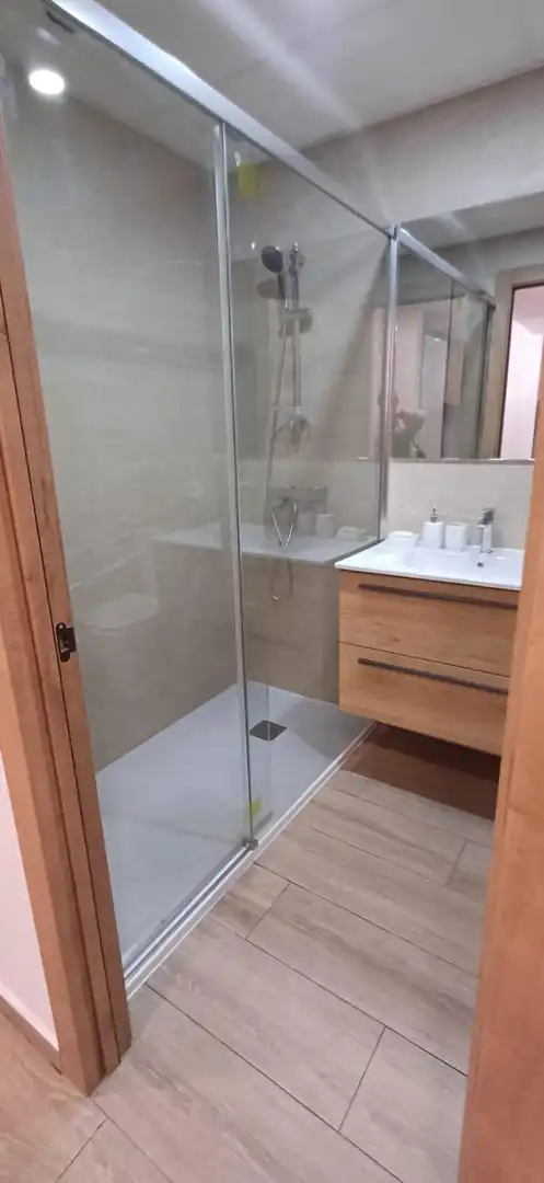 Bathroom of Apartments for sale in Villajoyosa / La Vila Joiosa  with Air Conditioner, Private garden and Terrace