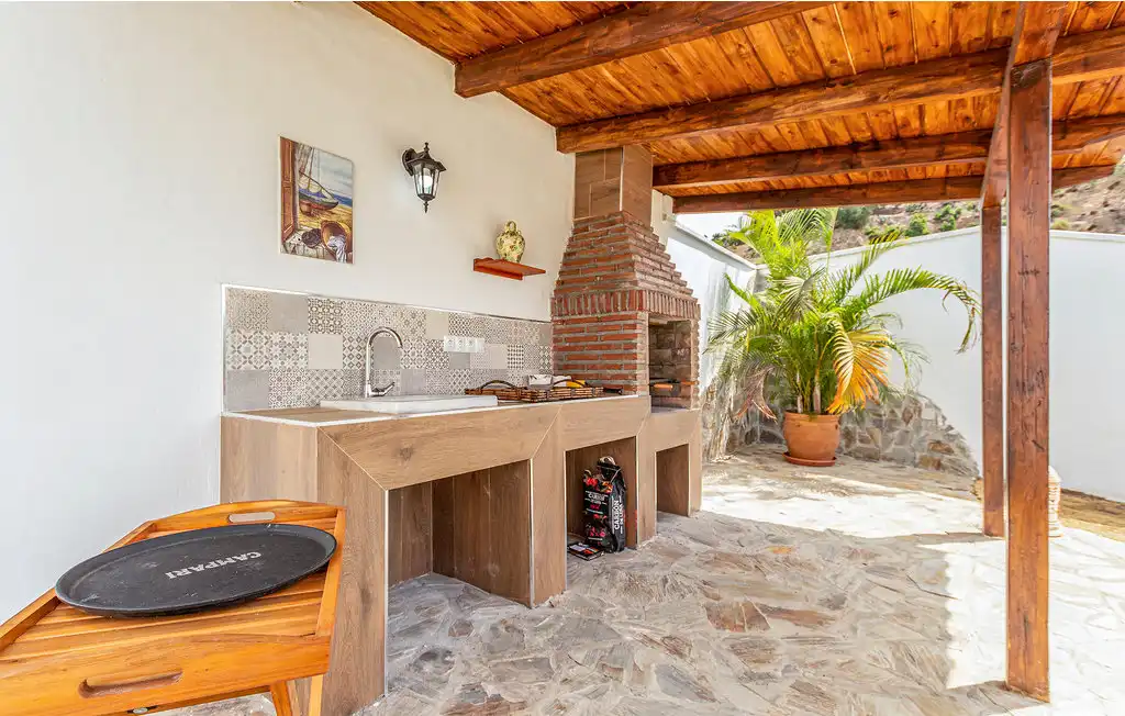 Jardí de Casa o xalet en venda en Vélez-Málaga amb Aire condicionat, Jardí privat i Terrassa