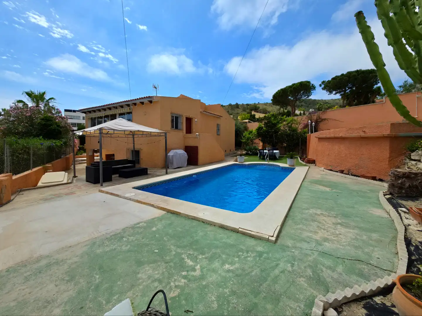 Swimming pool of Houses for sale in El Campello  with Air Conditioner, Heating and Private garden
