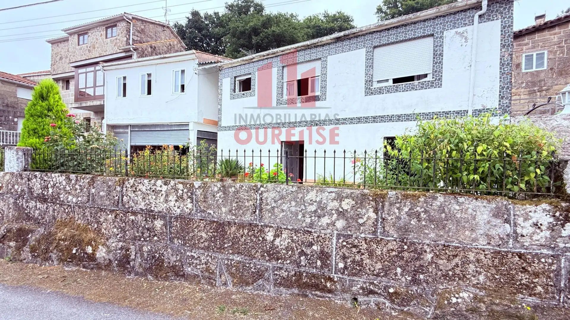Exterior view of Houses for sale in Nogueira de Ramuín  with Heating, Terrace and Storage room