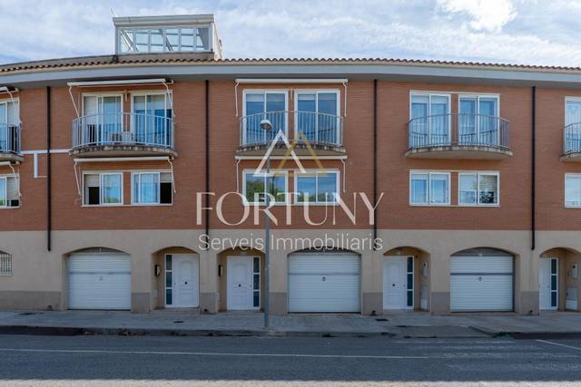 Casa adosada en Venta en Avenida CAPELLETA DE LA en Montbrió del Camp