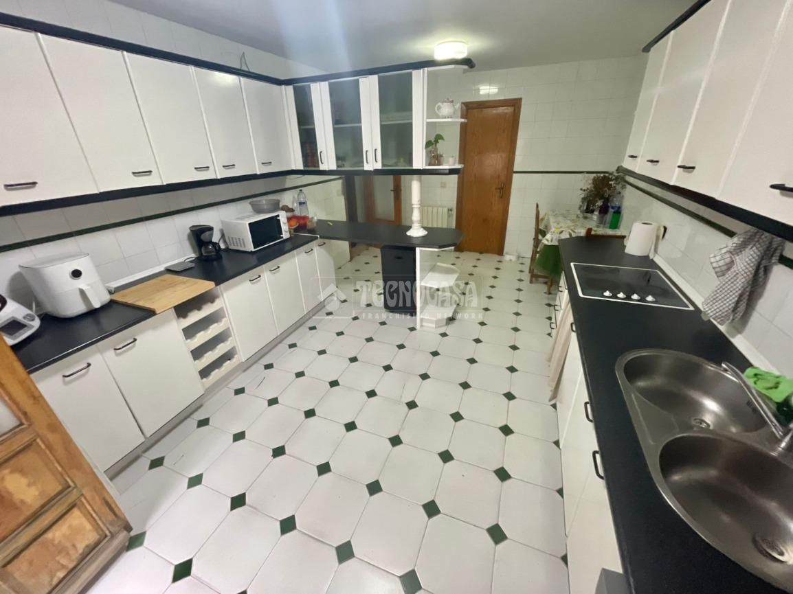 Cuina de Casa adosada en venda en Mérida