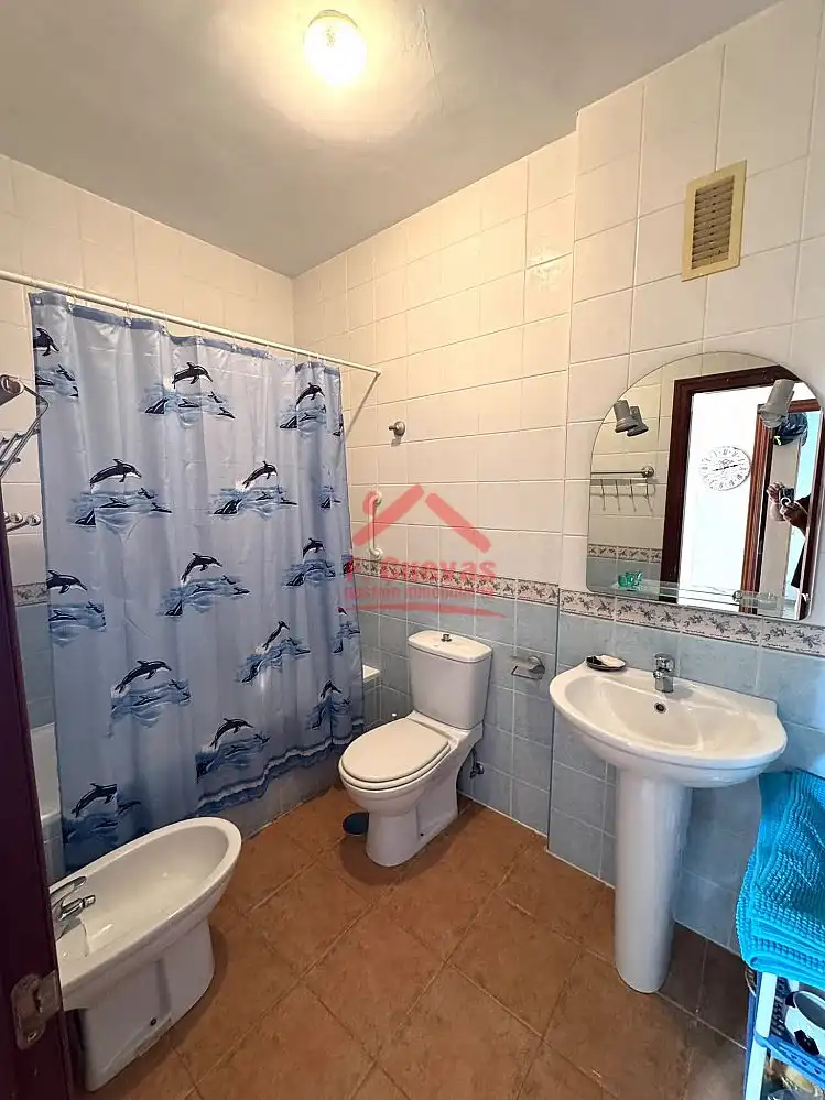 Bathroom of Houses for sale in Chilches