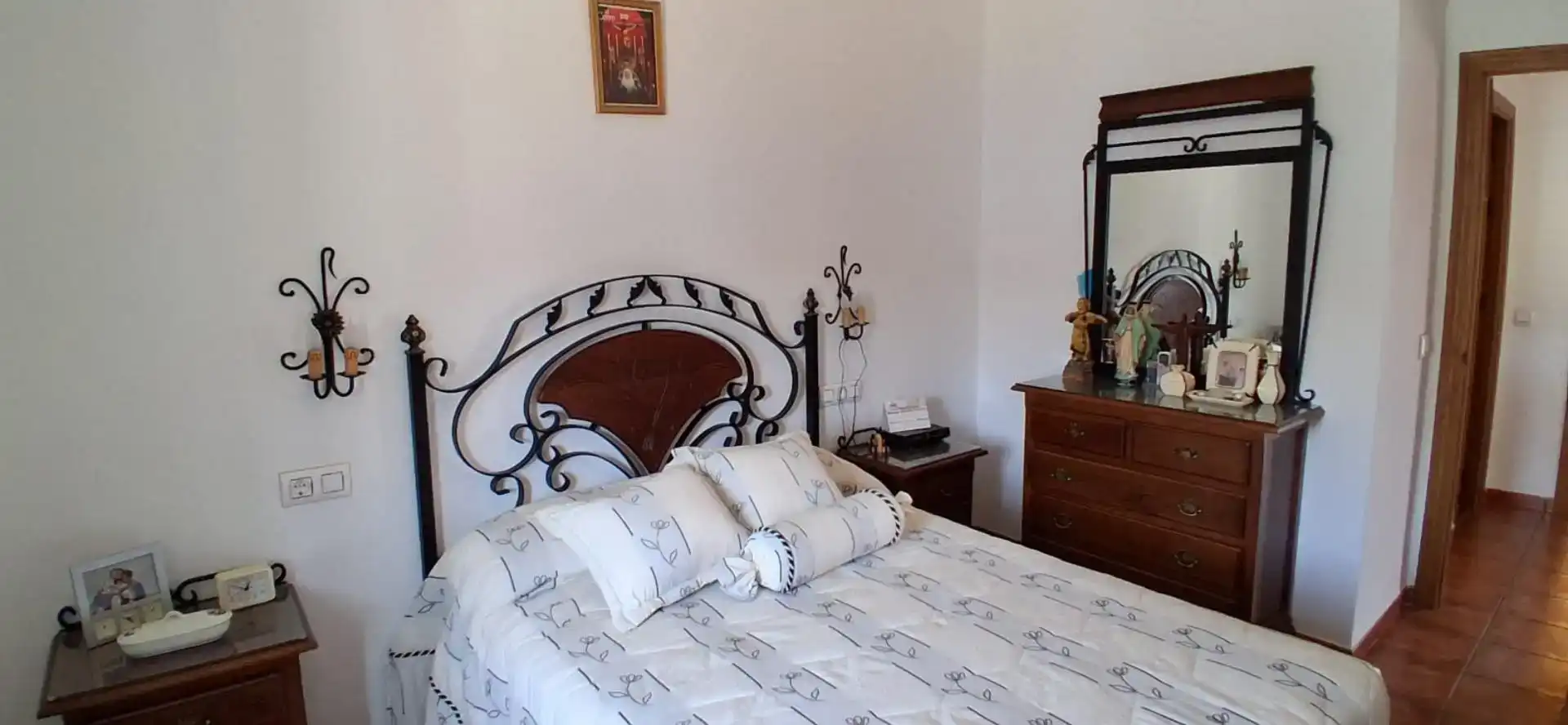 Dormitori de Casa adosada en venda en El Real de la Jara amb Aire condicionat, Jardí privat i Traster