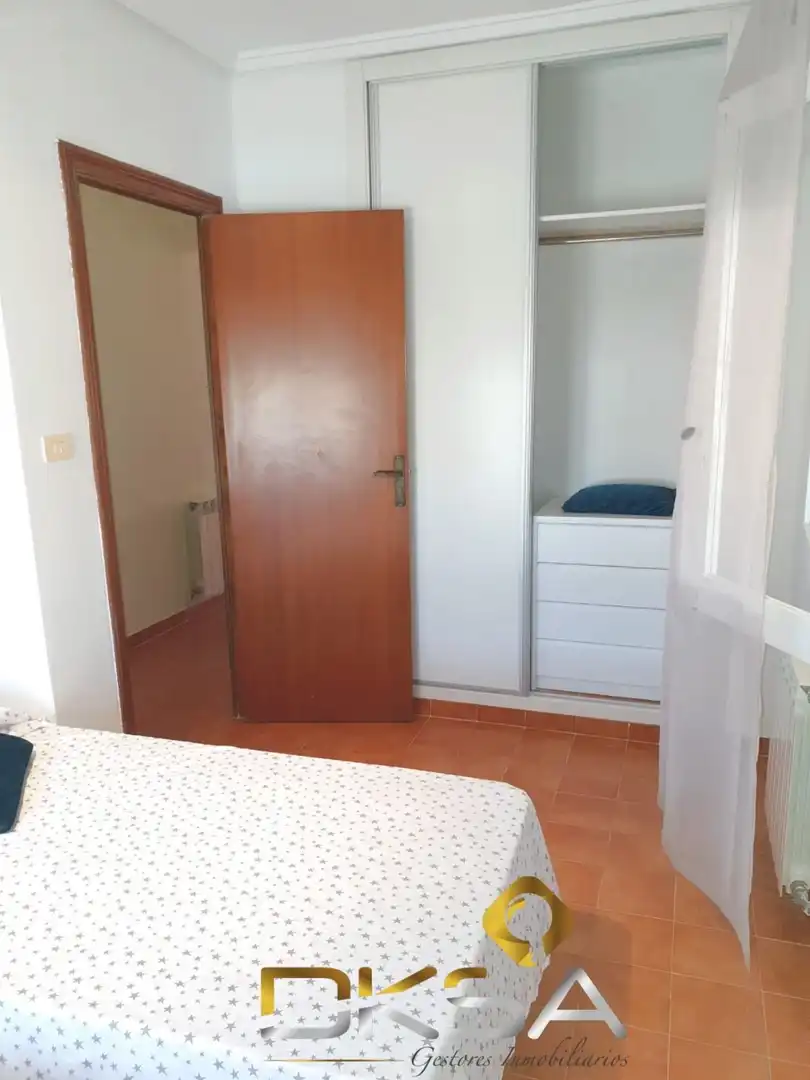 Dormitori de Casa adosada en venda en Benicasim / Benicàssim amb Calefacció, Jardí privat i Terrassa