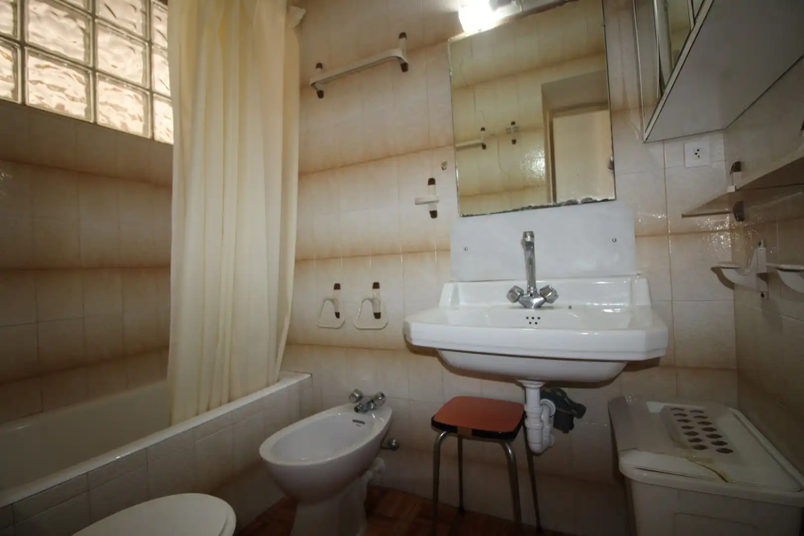 Baño de Casa o chalet en venta en Llançà con Calefacción, Terraza y Amueblado