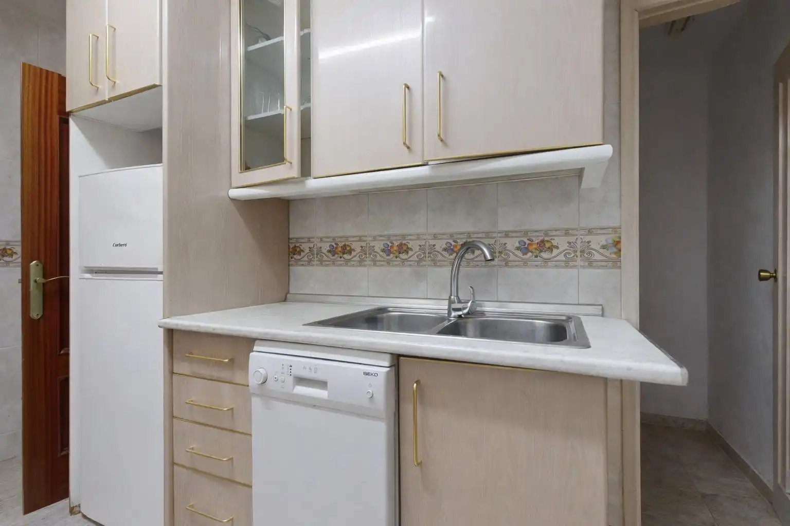 Cuina de Pis en venda en Almería amb Moblat