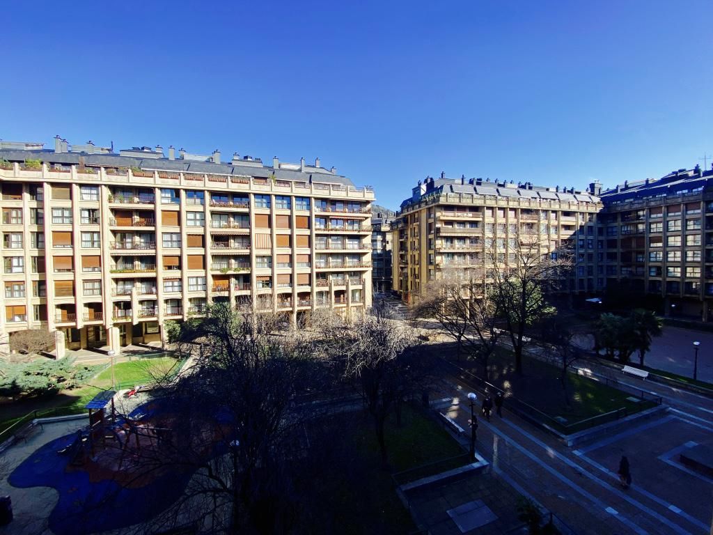Exterior view of Flat to rent in Donostia - San Sebastián   with Heating