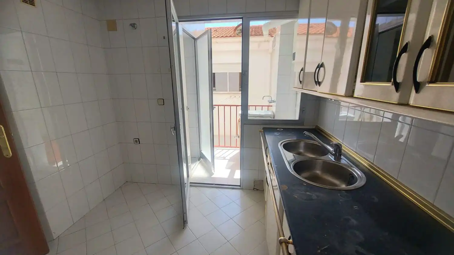 Cocina de Dúplex en venta en Jaén con Aire acondicionado, Trastero y Balcón