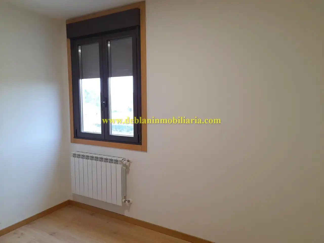 Schlafzimmer von Haus oder Chalet zur Miete in Tui mit Heizung, Privatgarten und Abstellraum