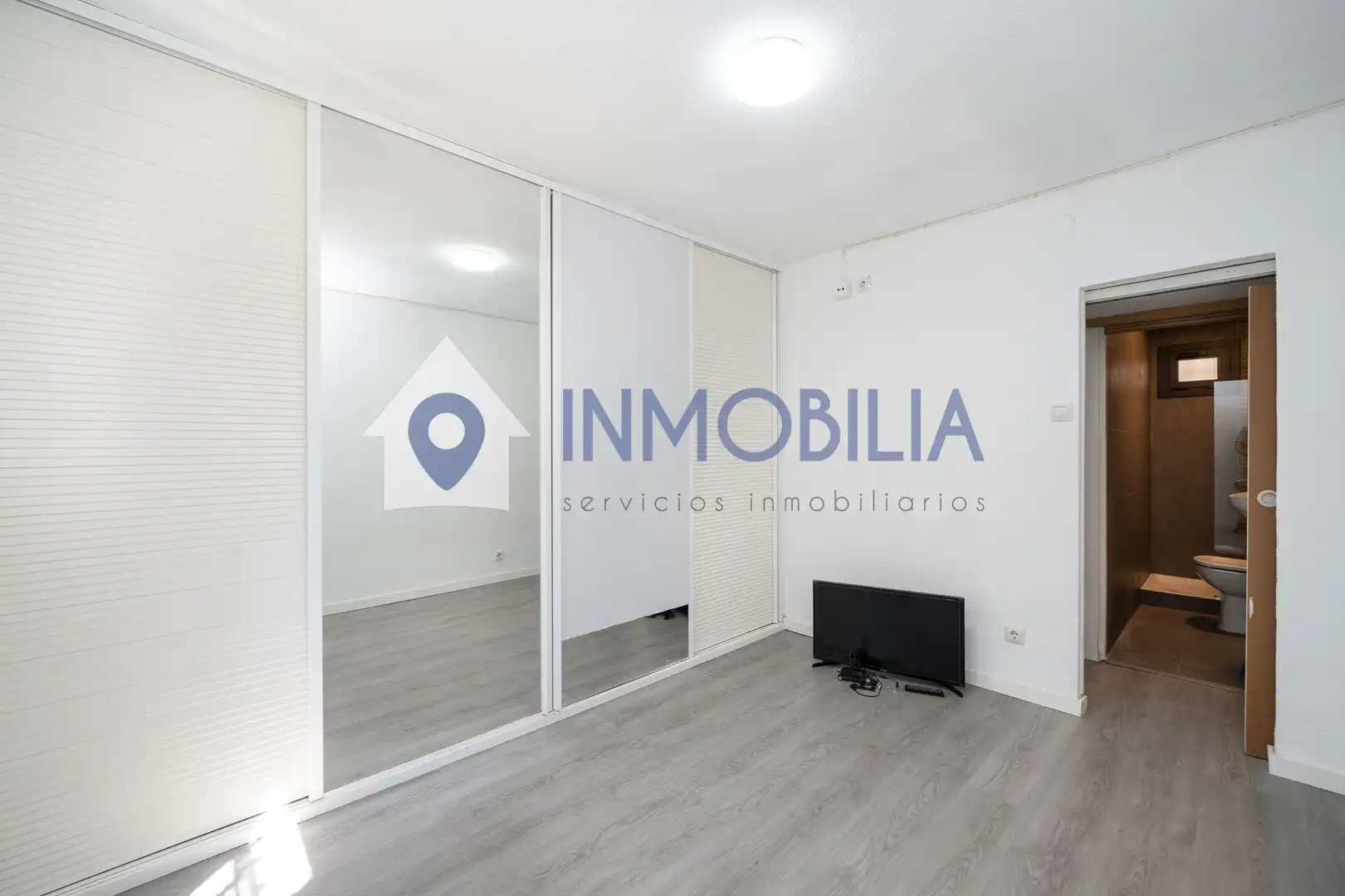 Habitación de Piso en venta en Madrid con Aire acondicionado y Calefacción