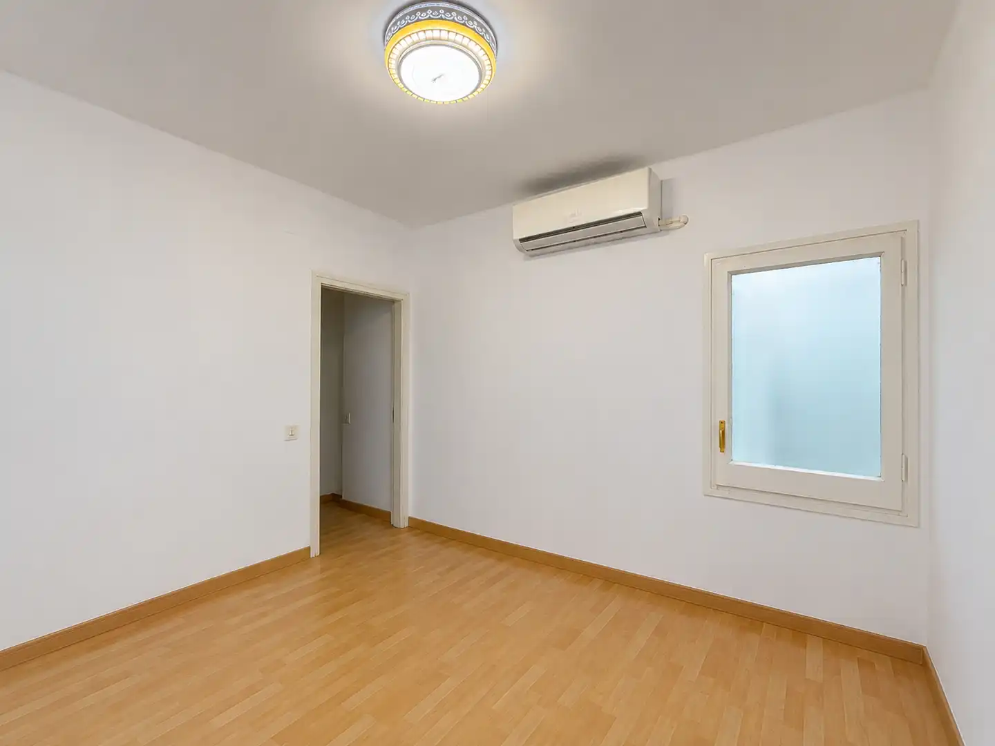 Dormitori de Pis en venda en Castelldefels amb Aire condicionat, Parquet i Terrassa