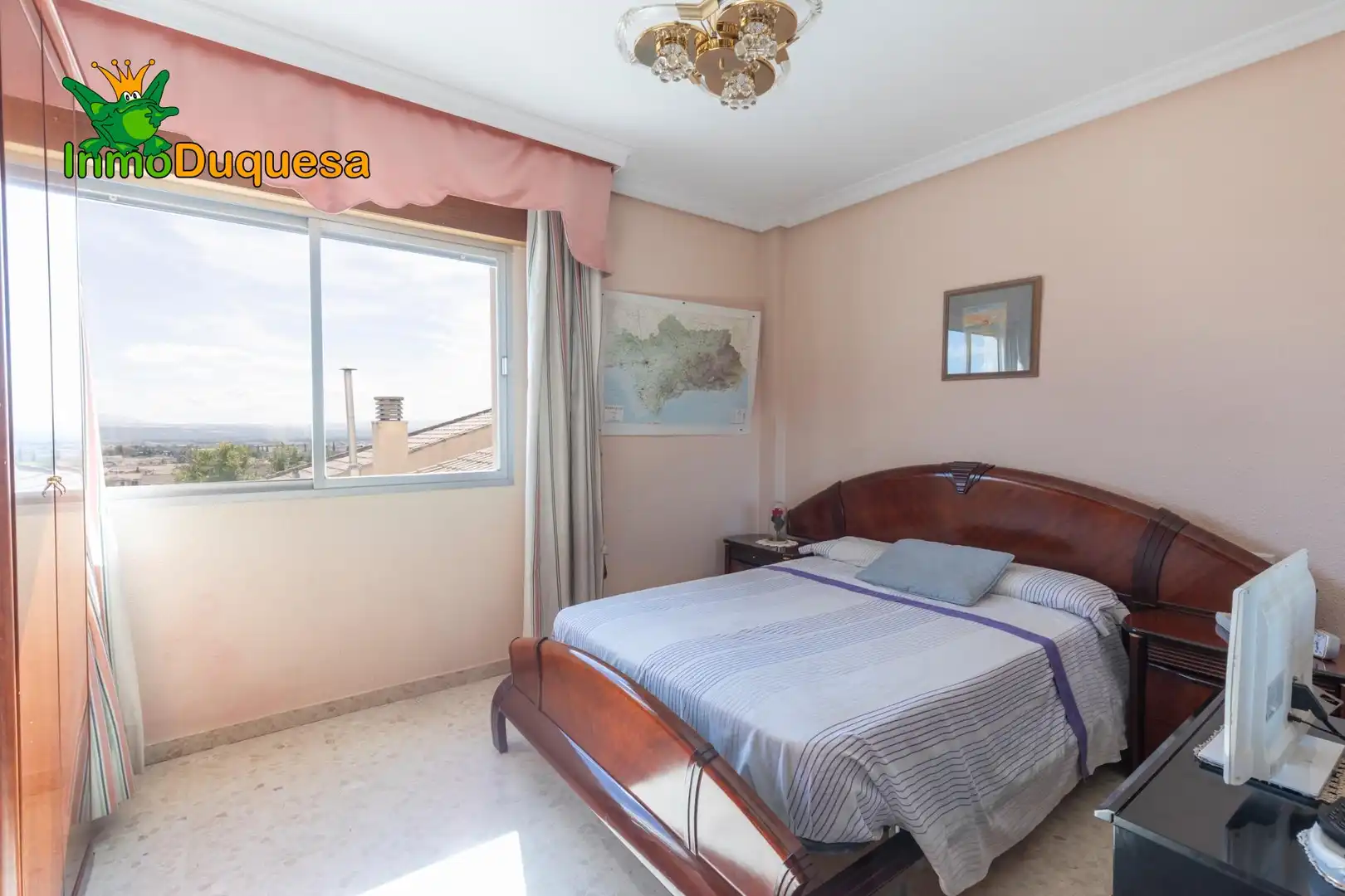 Habitación de Piso en venta en Peligros con Aire acondicionado, Terraza y Amueblado