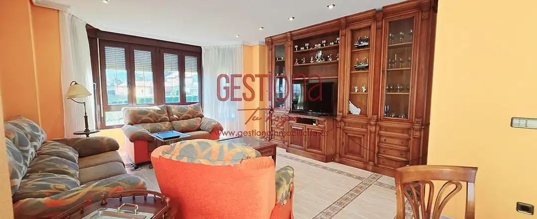 Living room of Houses for sale in Marina de Cudeyo  with Heating, Private garden and Terrace