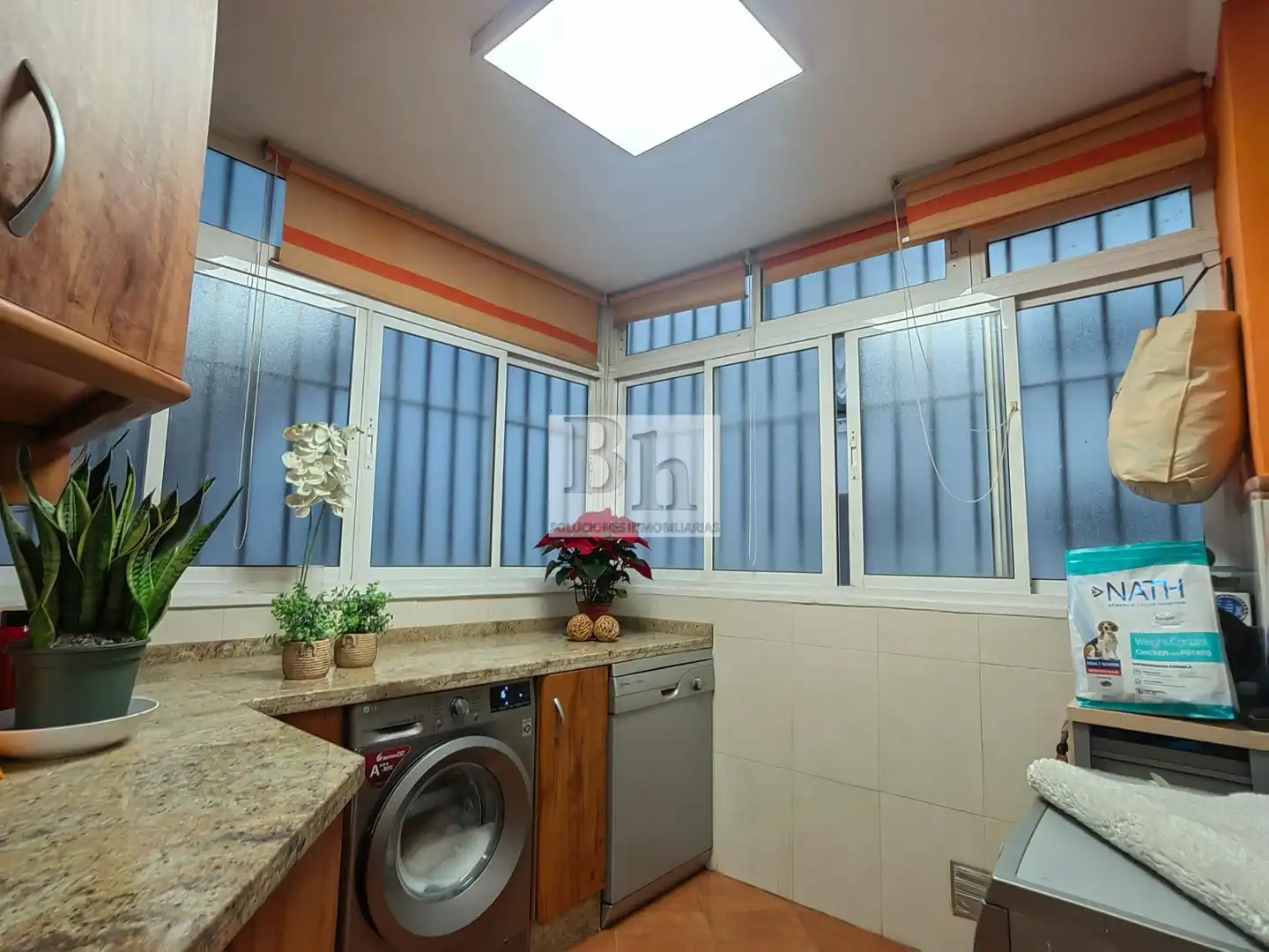 Bedroom of Flat for sale in Málaga  with Air Conditioner, Private garden and Terrace