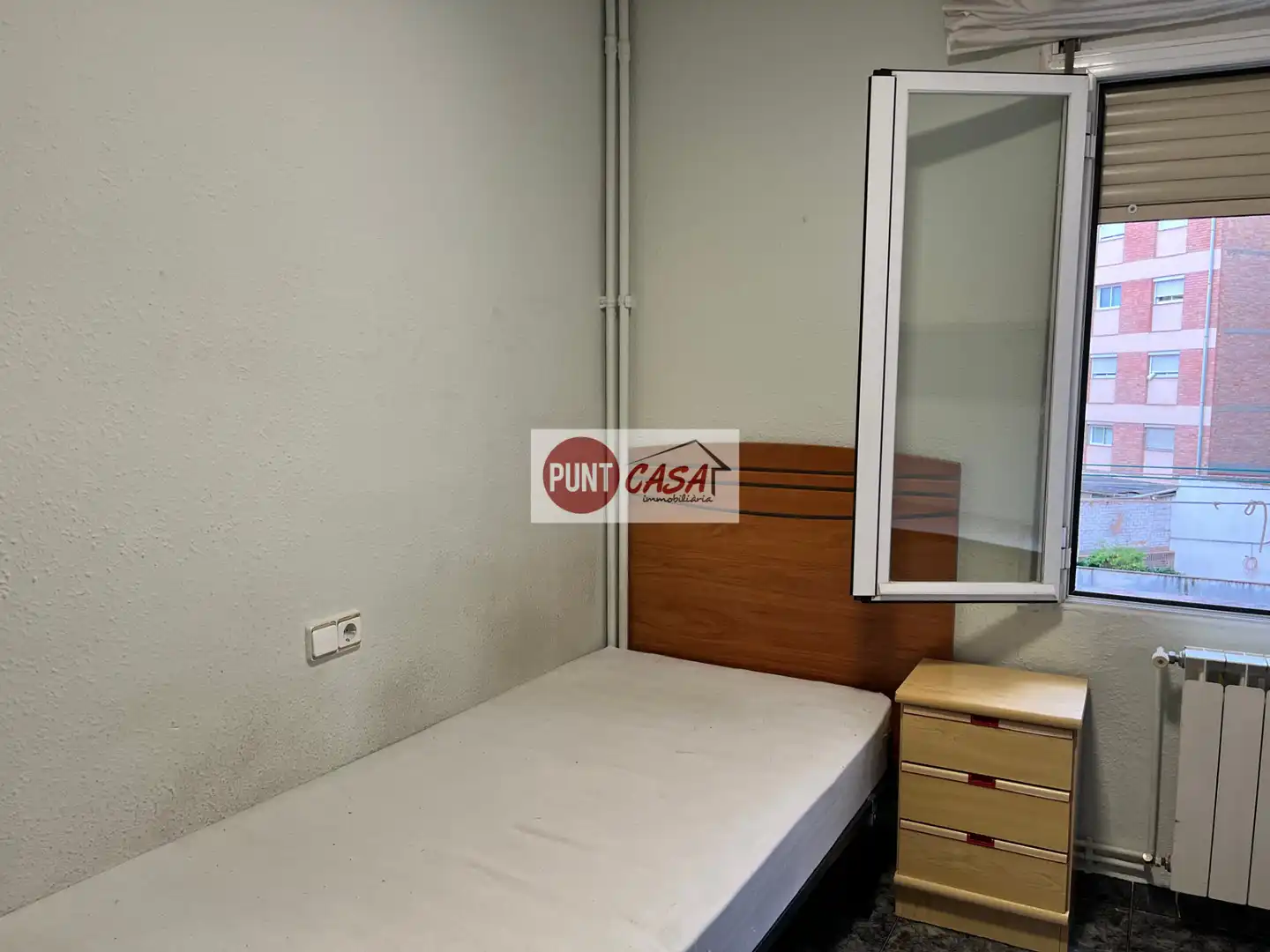 Habitación de Piso de alquiler en Lleida con Calefacción, Terraza y Amueblado