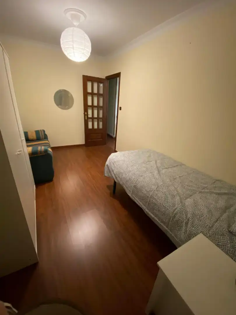 Bedroom of Flat for rent in Ferrol  with Heating, Parquet flooring and Furnished