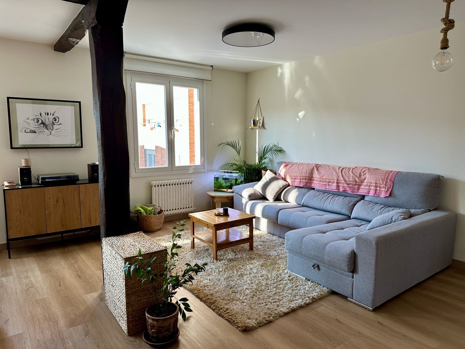Sala d'estar de Pis en venda en Vitoria - Gasteiz amb Calefacció, Parquet i Terrassa