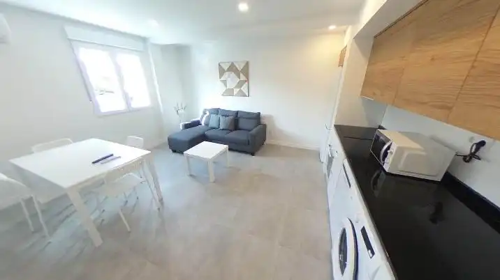 Sala de estar de Piso de alquiler en  Madrid Capital con Aire acondicionado, Calefacción y Amueblado