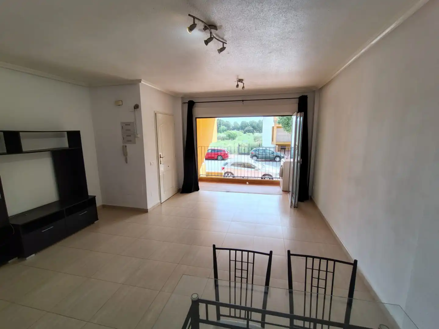 Planta baja en venta en Daya Nueva con Terraza, Trastero y Piscina comunitaria