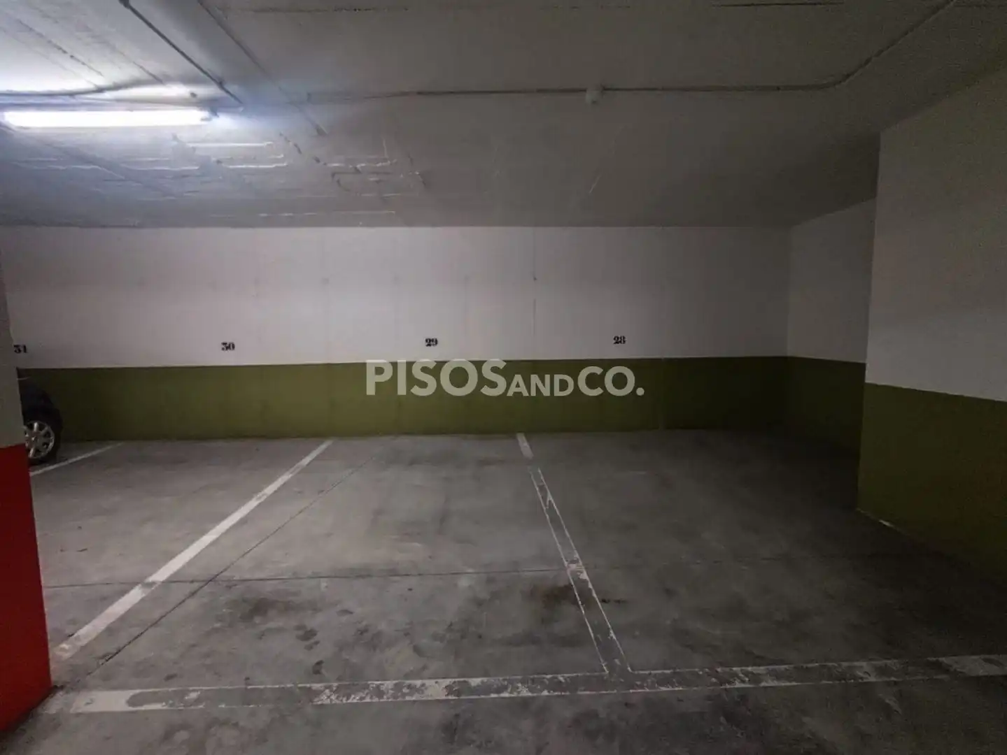 Aparcament de Pis en venda en Oleiros amb Calefacció, Traster i Moblat