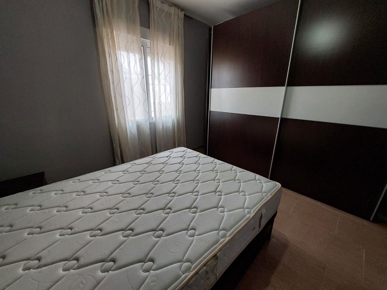 Dormitori de Pis en venda en La Victoria amb Moblat i Piscina comunitària