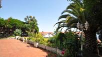 Jardí de Casa o xalet en venda en Castro-Urdiales amb Terrassa