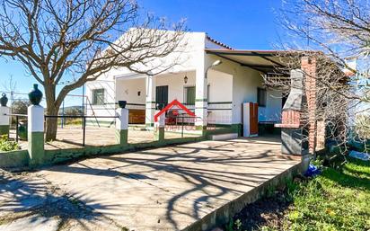 Vista exterior de Finca rústica en venda en Villafranca de los Barros amb Terrassa i Moblat