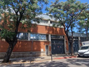 Nave industrial en alquiler en Carrer de Narcís Monturiol