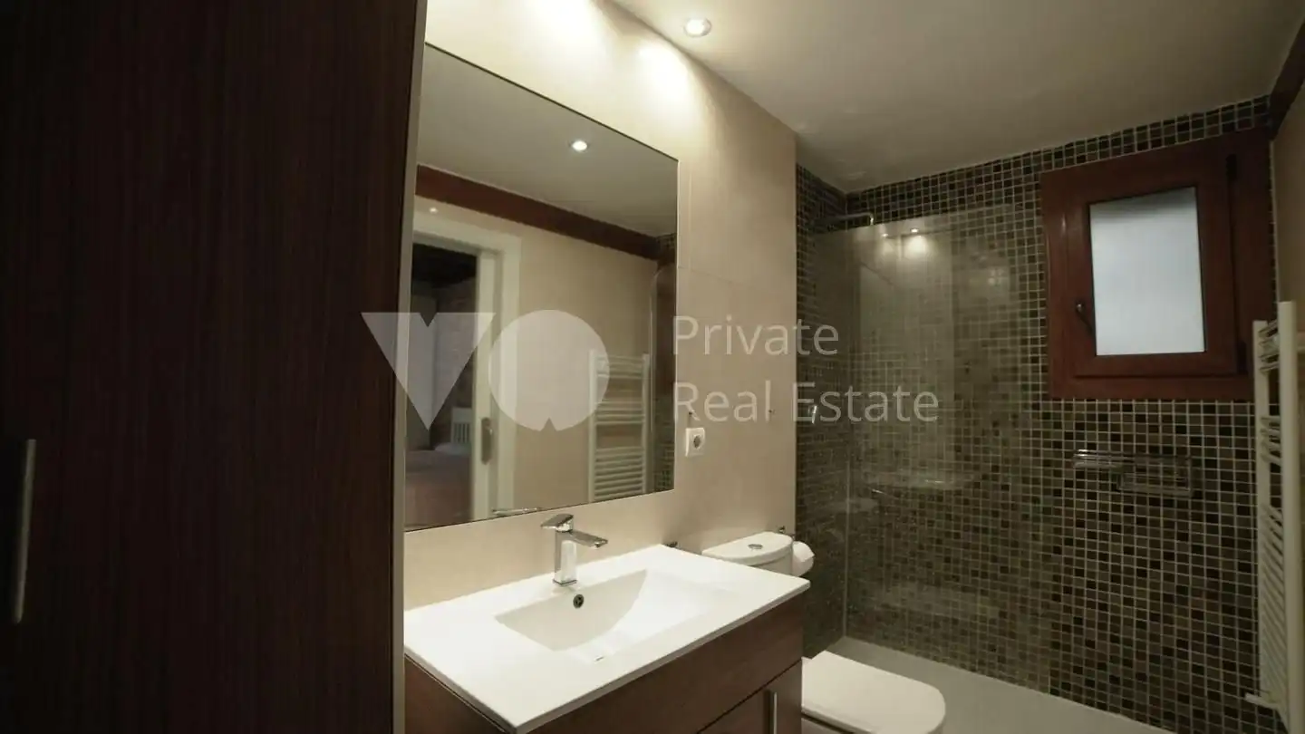 Baño de Casa o chalet en venta en Villanueva del Pardillo con Aire acondicionado, Calefacción y Jardín privado