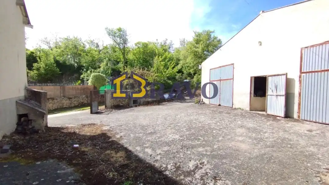 Industrial buildings for sale in Medina de Pomar