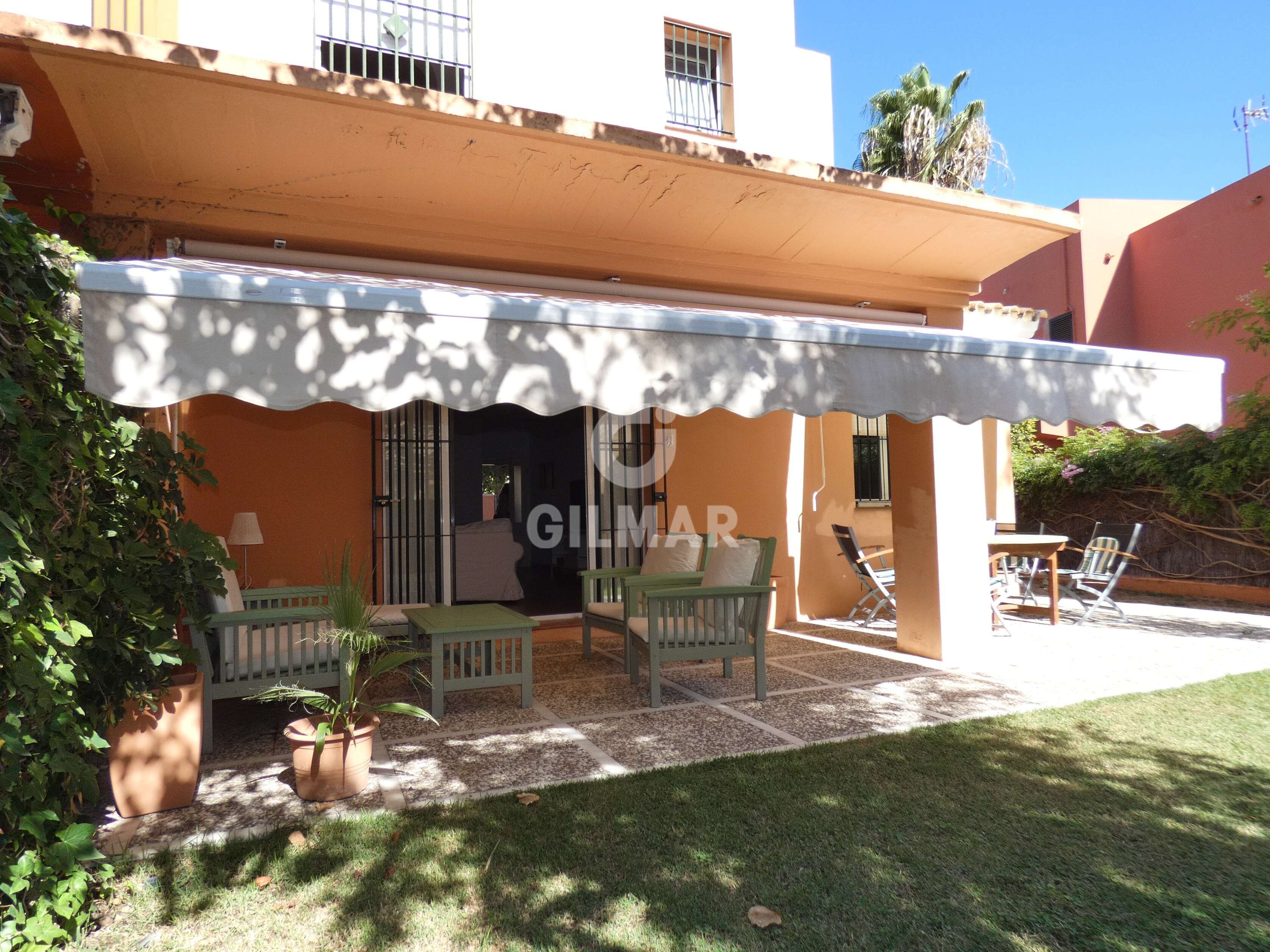 Jardín de Casa adosada en venta en El Puerto de Santa María con Calefacción y Jardín privado
