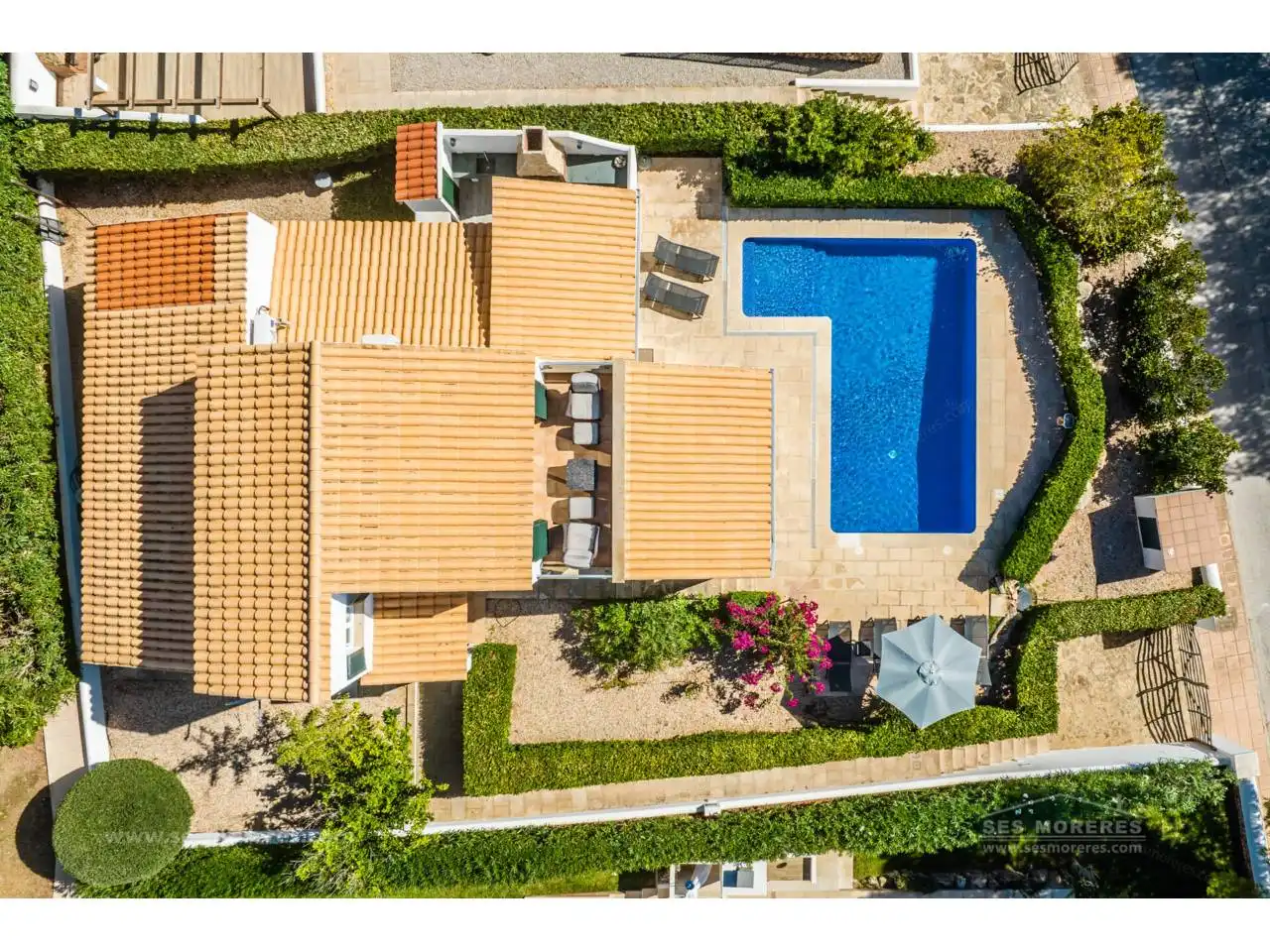 Exterior view of Houses for sale in Es Mercadal  with Air Conditioner, Private garden and Terrace