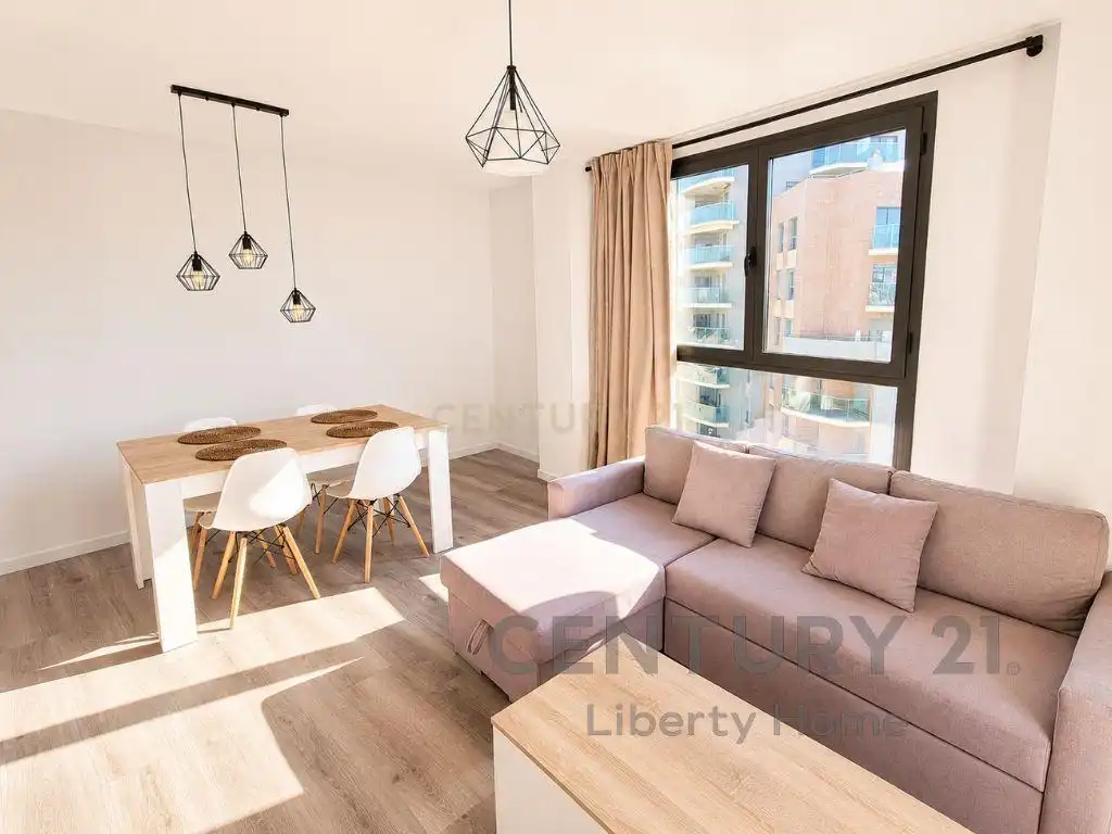 Sala d'estar de Apartament de lloguer en Valencia amb Aire condicionat, Jardí privat i Forn