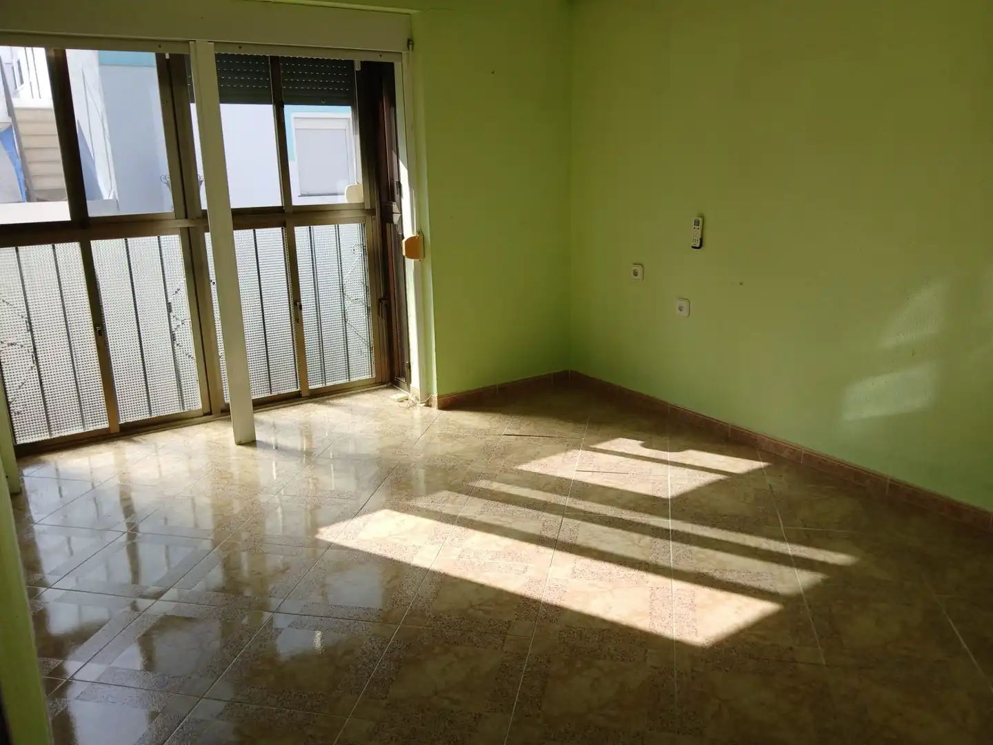 Dormitori de Casa o xalet en venda en San Fernando amb Aire condicionat i Balcó