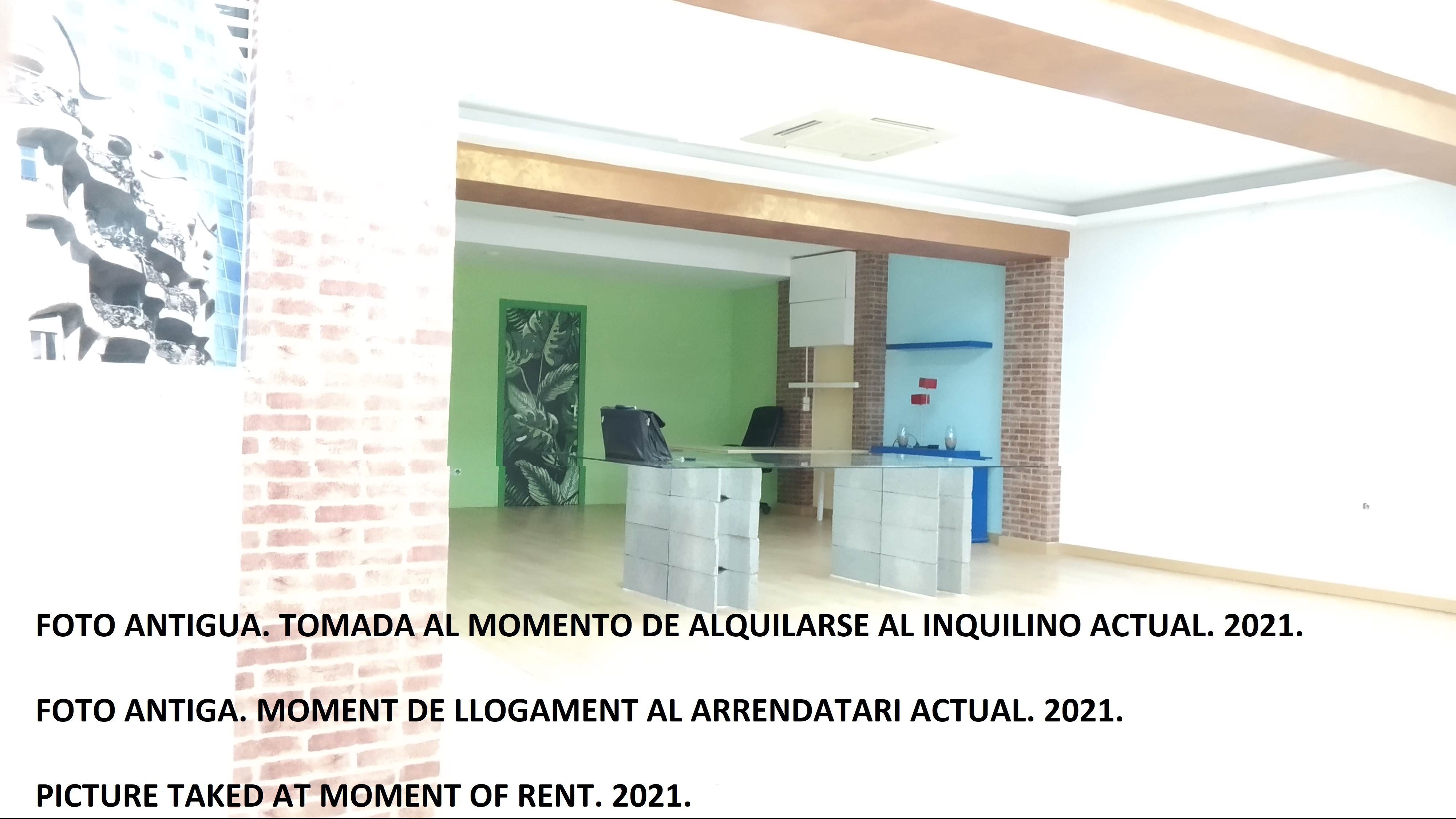 Premises for sale in  Barcelona Capital  with Air Conditioner