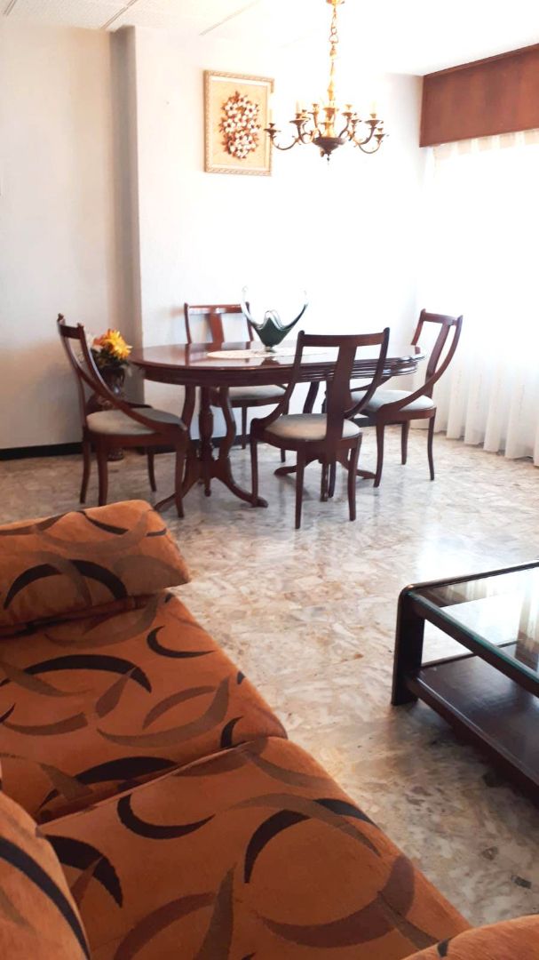 Dining room of Flat to rent in  Zaragoza Capital  with Heating, Furnished and Oven