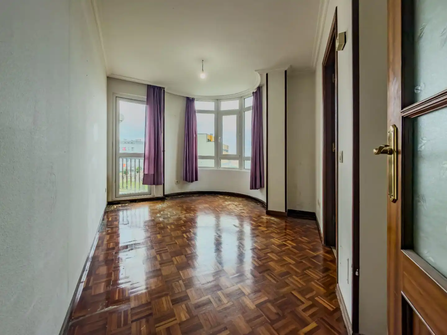 Habitación de Piso en venta en Santander con Calefacción y Parquet