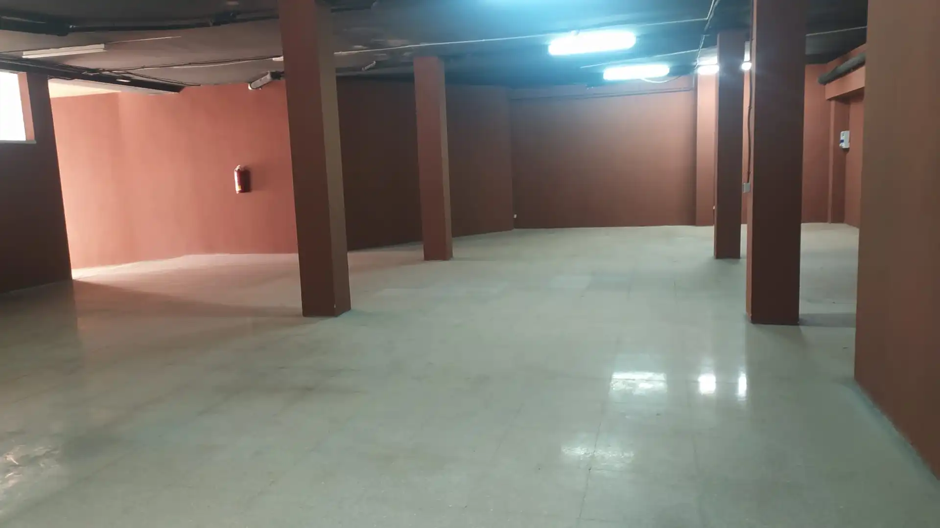 Local commercial à vendre à Casco Urbano, imagen 2