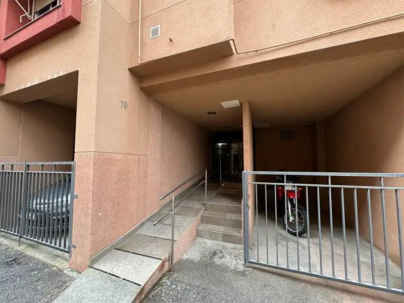 Außenansicht von Wohnung zum Verkauf in Montmeló