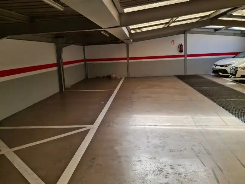 Aparcament de Garatge de lloguer en Santander