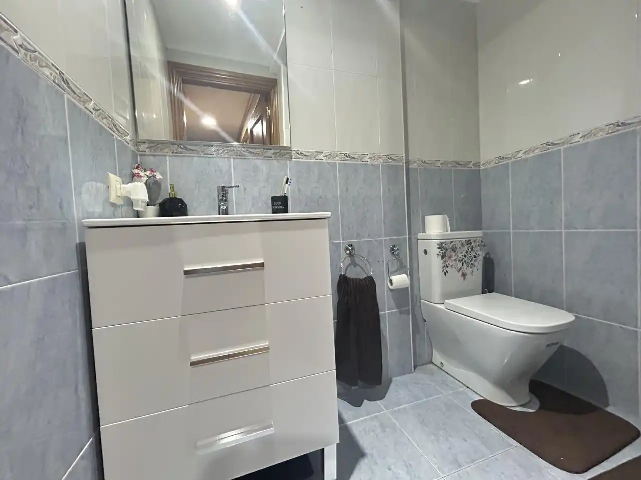 Bathroom of Flat for sale in Valtierra  with Air Conditioner, Parquet flooring and Storage room