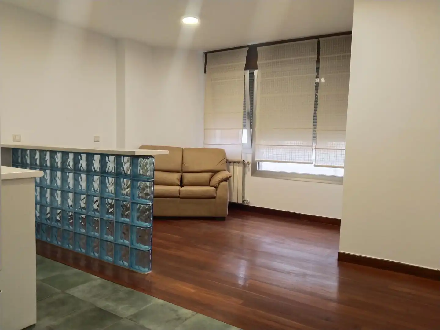 Apartment with lift to rent in Calle JOAQUIN HOYOS, imagen 3