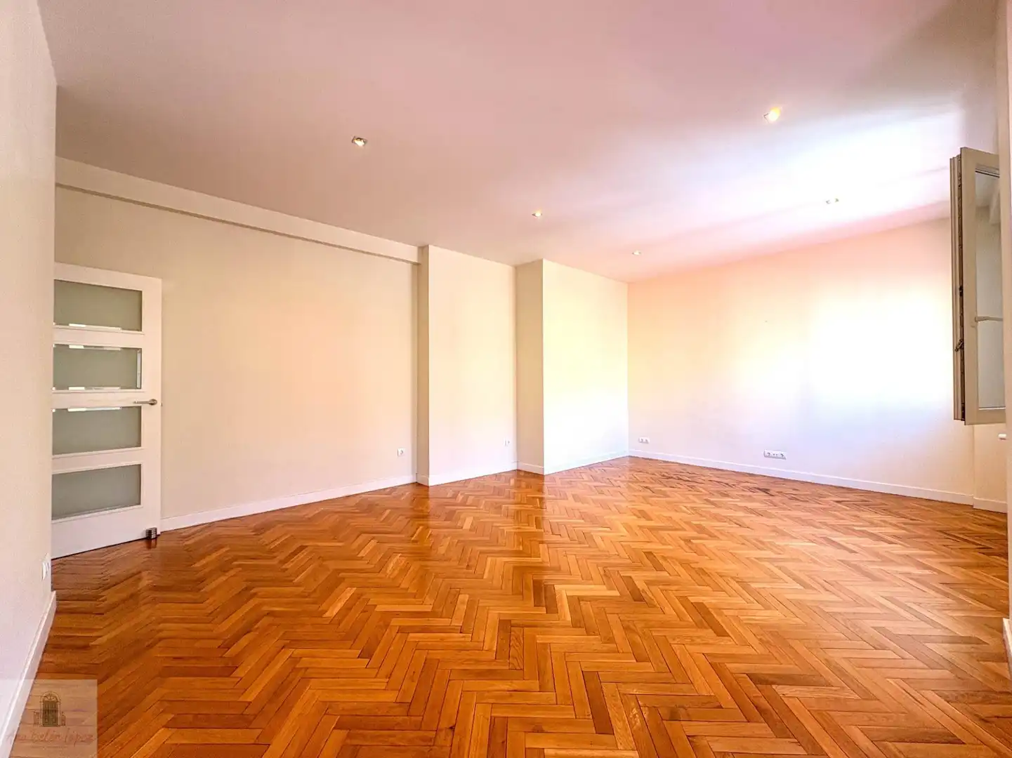 Flat for rent in Badajoz  with Air Conditioner and Heating