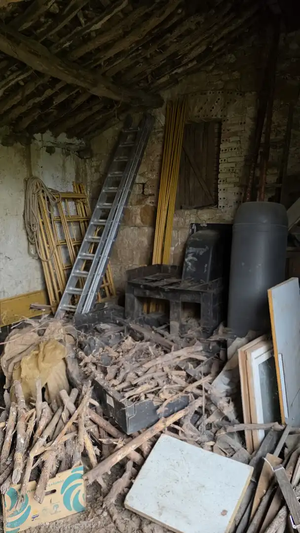 Casa adosada en venda en Valle de Valdelucio