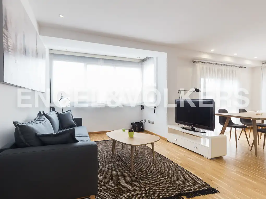 Sala d'estar de Àtic de lloguer en Valencia amb Aire condicionat, Calefacció i Parquet